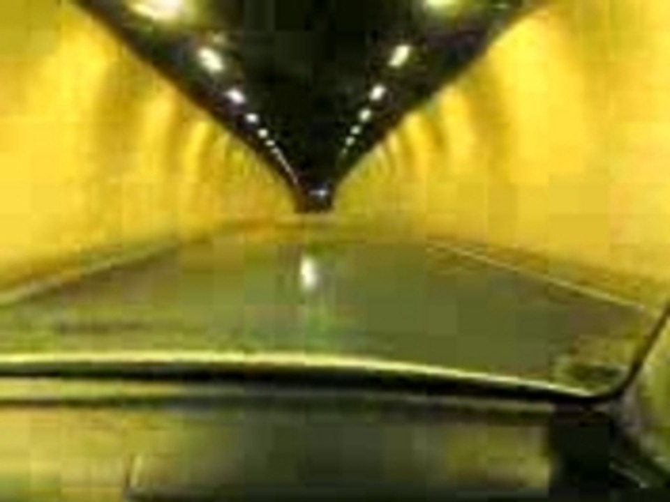 dans un tunnel