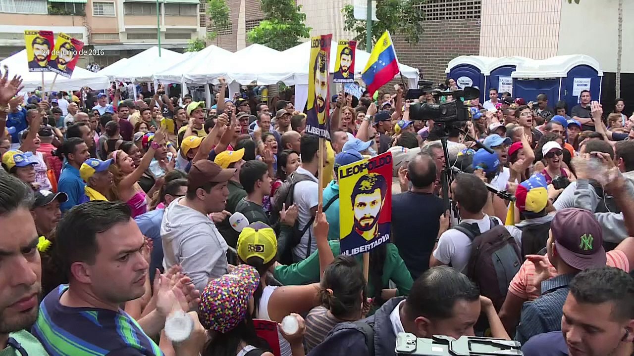 Obama pide respeto a referendo revocatorio en Venezuela