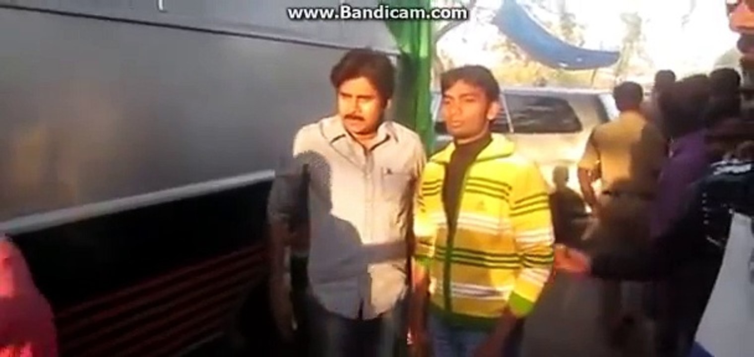That's why people love Pawan Kalyan _ Taking Care of the Fans