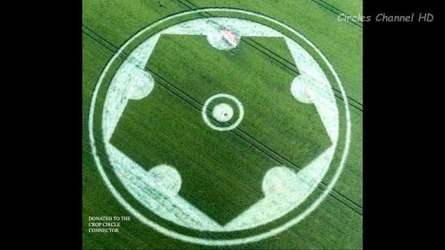 Crop Circles Whitesheet Hill, Stourton, Wiltshire, UK - 29th June 2016 - UFO 2016 UK
