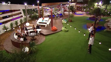 Who Will Leave - Liana & Adam or Sophie & Tom - Love Island