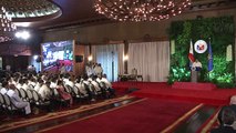Rodrigo Duterte investi président des Philippines