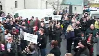 Police and protesters in Iceland november 8 2008