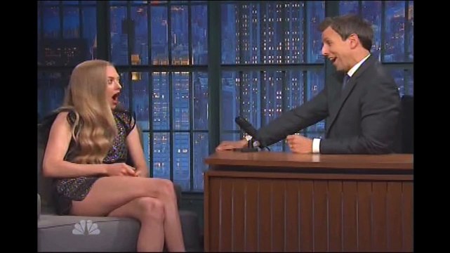 Amanda Seyfried Hot Legs