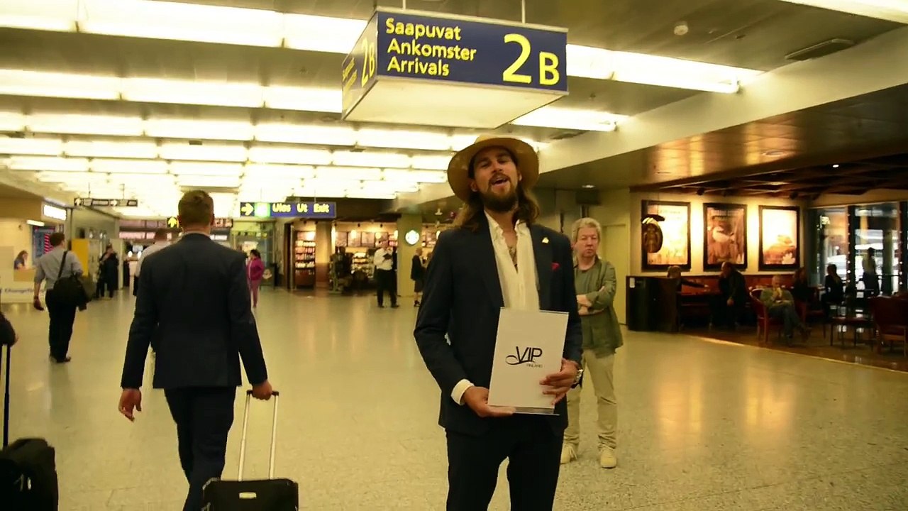 Helsinki Airport to Helsinki City Center in safest way + Finland sightseeing + Helsinki Sightseeing