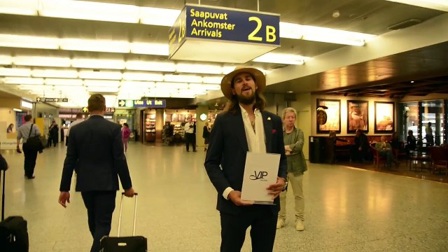 Helsinki Airport to Helsinki City Center in safest way + Finland sightseeing + Helsinki Sightseeing