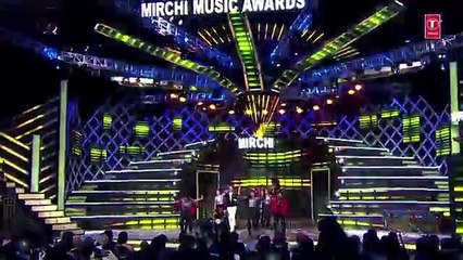 DO-YOU-WANNA-PARTNERGovinda--Special-The-Royal-Stag-Mirchi-Music-Awards-2016