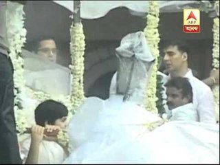 Rajesh Khanna begins his last journey