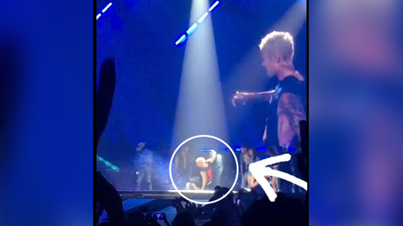 Justin Bieber Falls Onstage Again