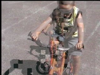 2007 07 14 Juillet - Jérémy et son nouveau vélo