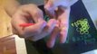 How to make a fish tail loom band with your fingers!