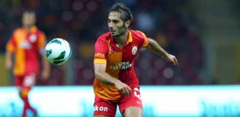 Hamit Altıntop, Galatasaray'la Sözleşmesini 1 Yıl Uzattı