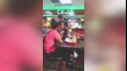 Patates Kavgasında Sandalyeler Havada Uçtu