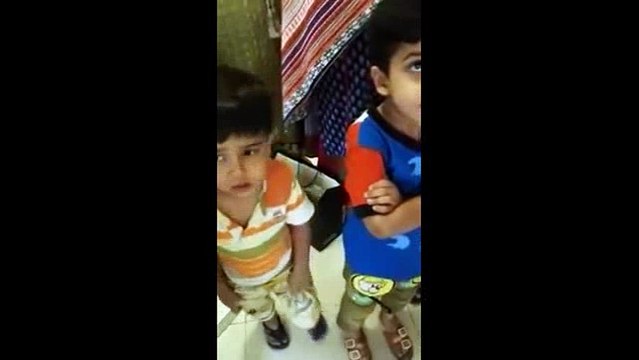 Pakistani Woman Stands Up For Humanity In Dolmen Mall Karachi