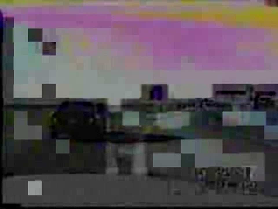 Camion qui defonsse la voiture