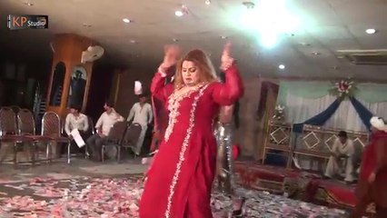 DIVYA PERFORMING PEHLA SALAAM MUJRA DANCE 2016