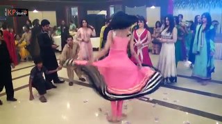 PAKISTANI PRIVATE MEHFIL MUJRA - PERFORMANCE BY DOLPHAN