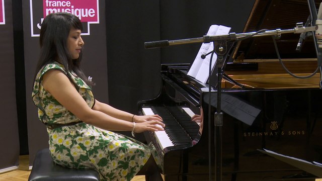 Shani Diluka - Hommage à Schumann et valse Ephémère