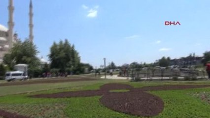 Adana?daki Sabancı Merkez Camii, Canlı Bomba Olduğu İddiası ile Boşaltılmaya Başlandı-3