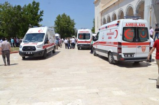 Adana Sabancı Merkez Camii'nde Canlı Bomba Paniği