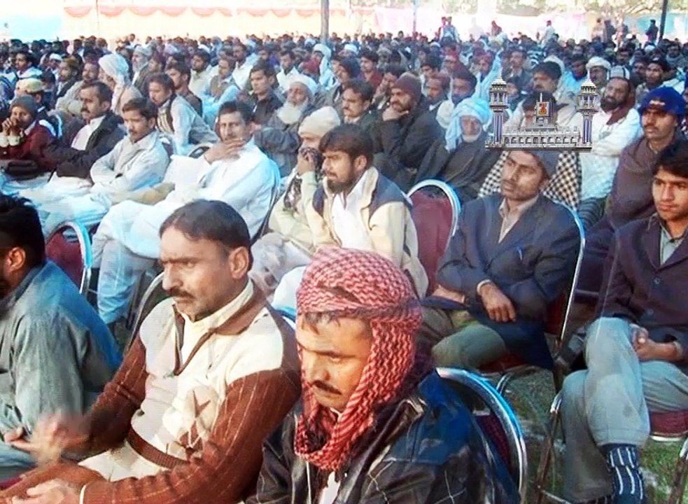 Sahibzada Sultan Ahmad Ali Sb explaining that Allah has permitted trade and has forbidden interest