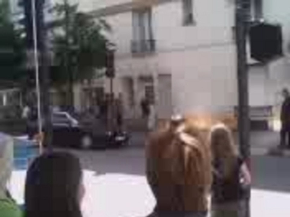 Edouard Baer en tournage à Maisons-Alfort