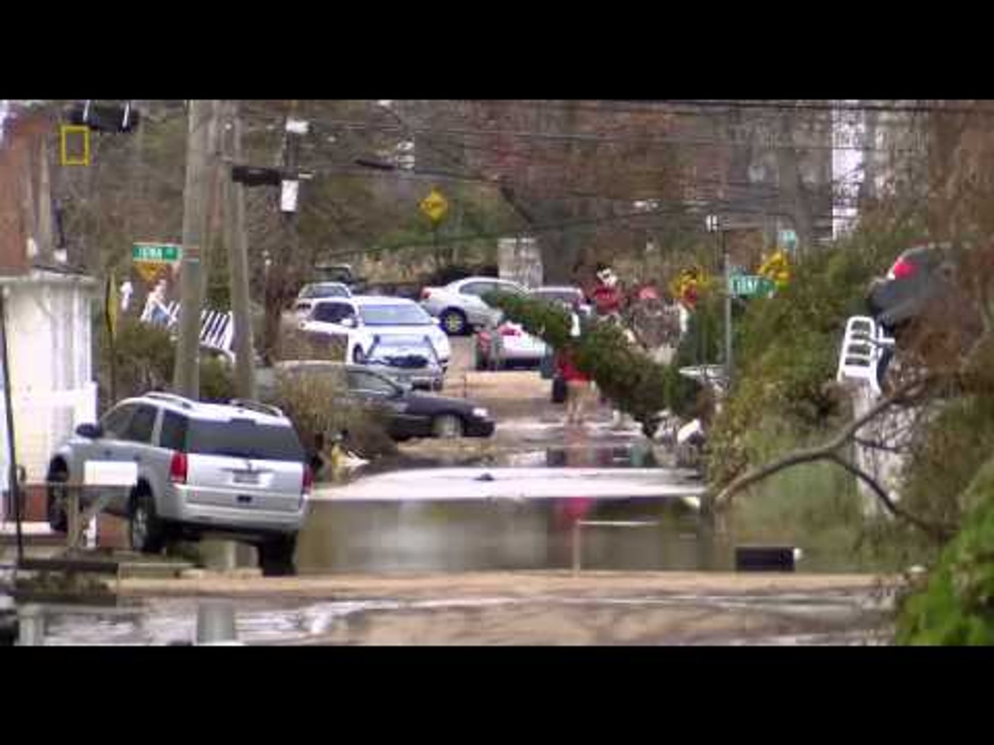 Sandy   Um Rastro de Destruição National Geographic 360p