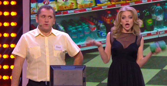 Блондинка на заправке! Как довести водителей до безумия )) Смеялся до слёз!