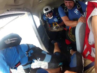 Torsades et auto-rotation pendant un saut en parachute