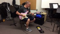 Hughes and Kettner Deluxe 20 demo