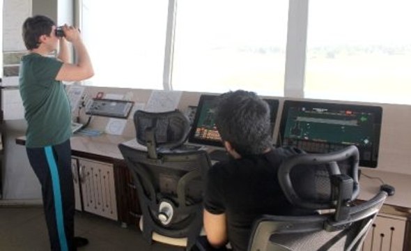 Operasyonlar Sebebiyle Kapanan Yüksekova Havalimanına İlk Uçak İndi