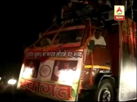 Olympic medal winners Sushil Kumar and Yogeswar Dutta arrives at Delhi airport