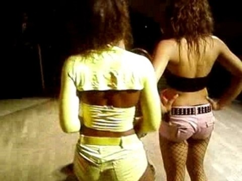 1 gyal ki winé sur 1 man