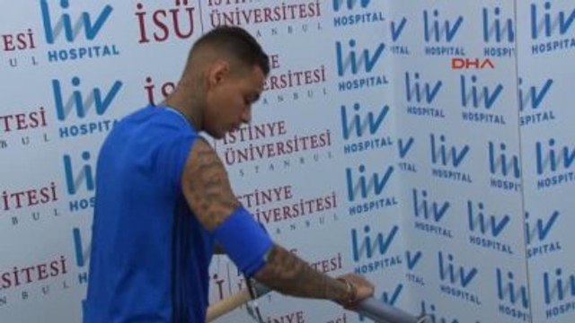 Fenerbahçe'nin Yeni Transferi Gregory Van Der Wiel Sağlık Kontrolünden Geçti