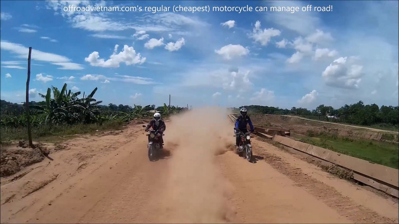 Motorbike Tours In Vietnam - Honda CGL125 Managed Off Road. It's OffroadVietnam.Com's Cheapest Motorcycle