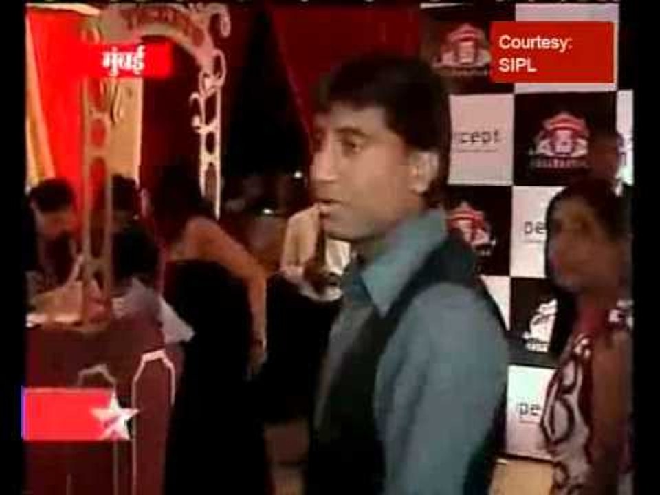 Dance moves of Kapil Dev and Sreesanth