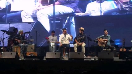 คอนเสิร์ต อัศจรรย์... รัก -  ทั้งรู้ก็รัก , รักเองช้ำเอง - สิงโต นำโชค