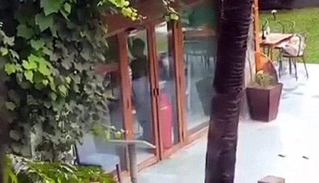 Holey Artisan Bakery Attack in Dhaka Gulshan - video-3