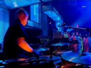 Björk - Declare Independence (Live Jools)