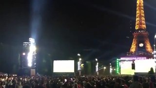 Fans scared in Paris Fan Zone after hearing a fake BomB - Italy vs Germany EURO2016