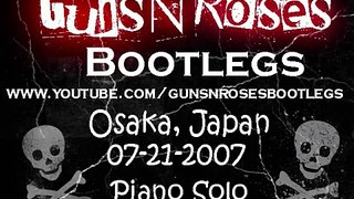 Guns N' Roses 07-21-2007 Osaka Japan - Piano Solo Axl Rose [16/29]
