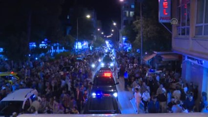 Cumhurbaşkanı Erdoğan, Esnafı Ziyaret Etti