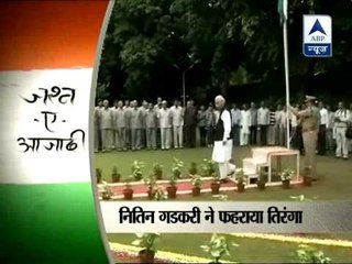 Nitin Gadkari unfurls tricolour at BJP headquarters‎