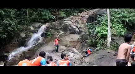 Balik kampung versi india.... Hihihi