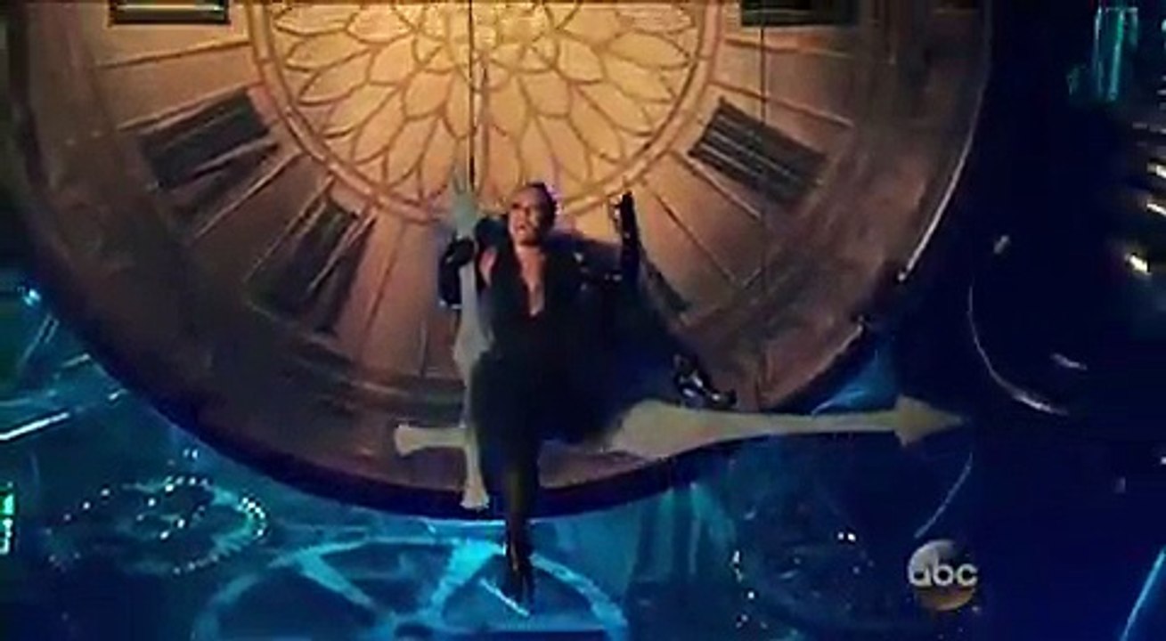 Pink Performs 'Just Like Fire' at Billboard Music Awards