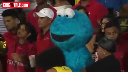 Sohail Tanvir Gets Mccullum and Umar Akmal in CPL 2016