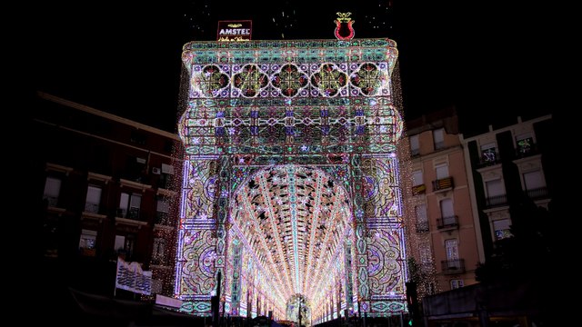 Fallas 2016 Illumination Sueca-Literato Azorín
