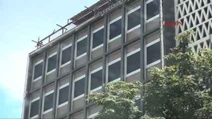 Bursa Bomba Var? Diye Bağırdı Mağazadaki Bazı Müşteriler Para Ödemeden Kaçtı