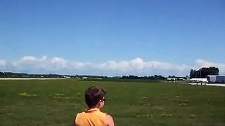 B 25 Wild Cargo 2 low pass