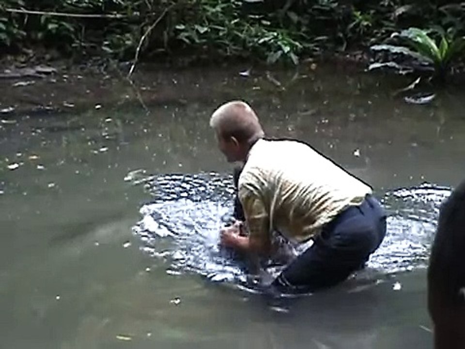 Helping poor villages in DR Congo Africa Part 1